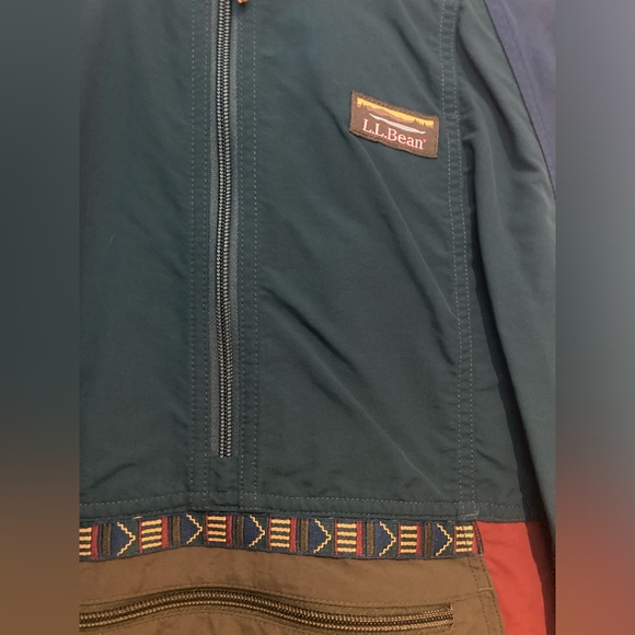 L.L. Bean- Women's Mountain Classic Anorak, Multi-Color, S Reg - Picture 4 of 7